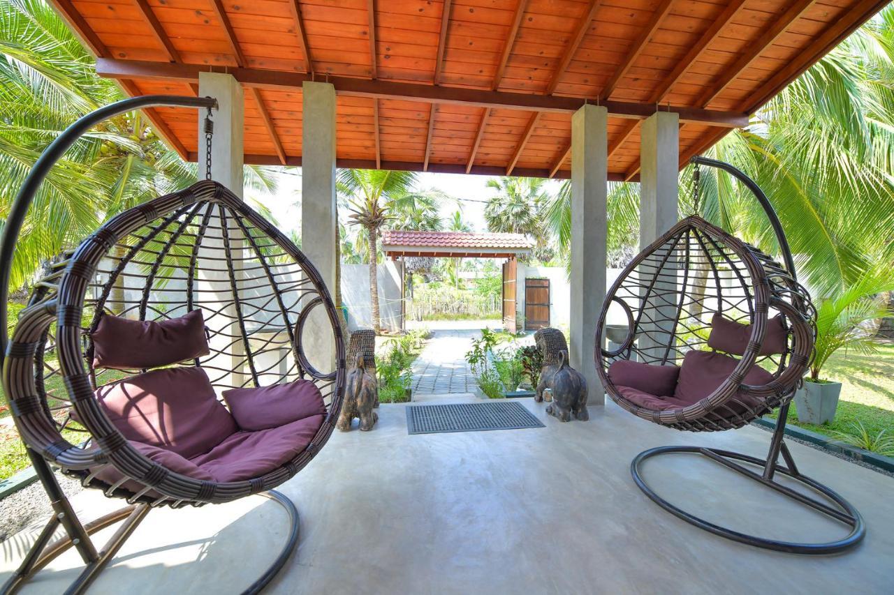 De Silva Palm Resort Kalpitiya Exteriör bild