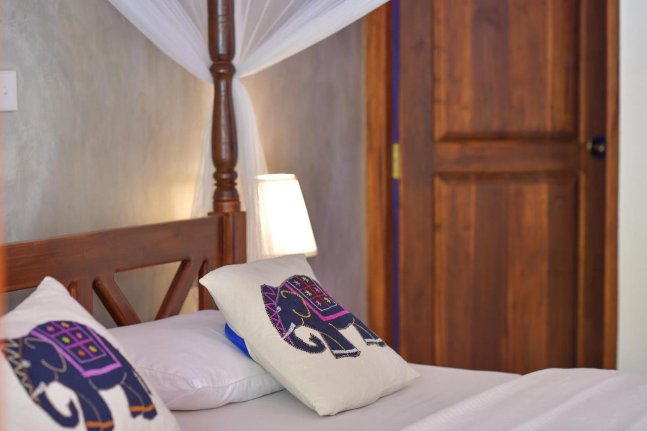 De Silva Palm Resort Kalpitiya Exteriör bild
